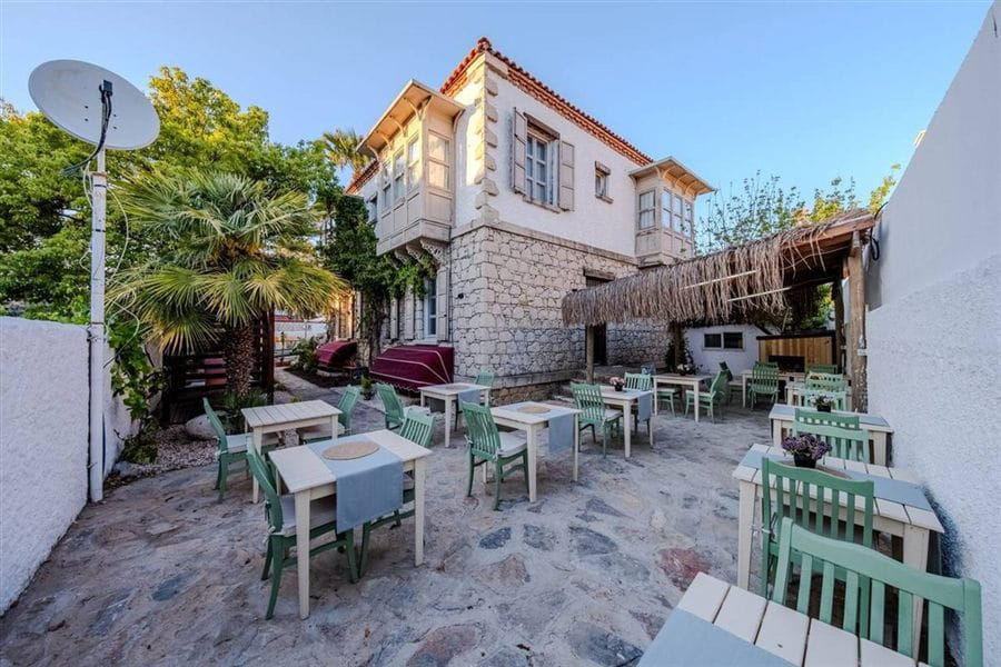 BHouse bahçe
